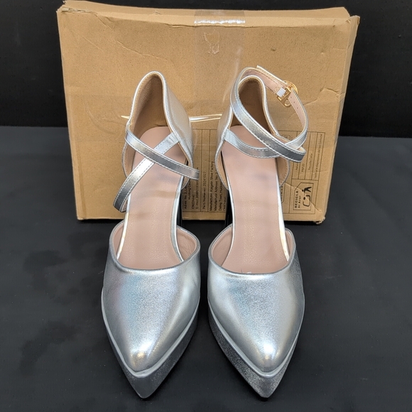 Shein Women\'s Hollow Out Chunky High Heels Buckle Pumps 7 Silver main image 5
